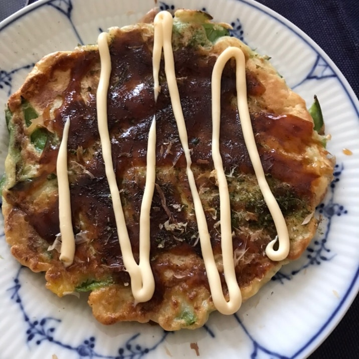 さや豆とベーコンビッツの卵白卵焼き